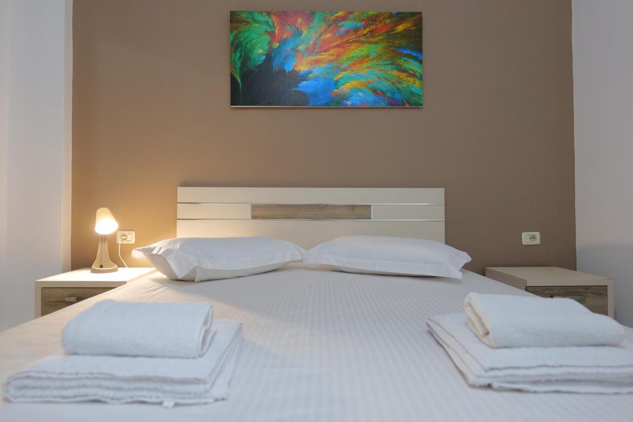 Saranda Inn Rooms & Apartments Экстерьер фото