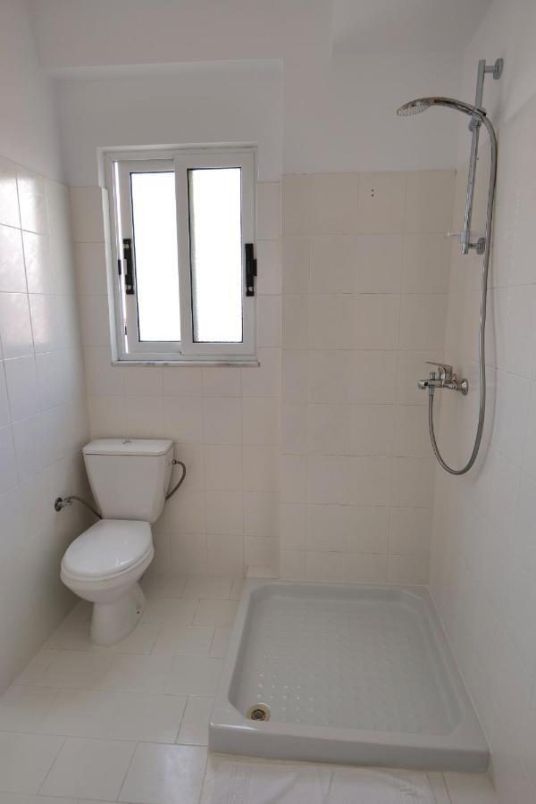 Saranda Inn Rooms & Apartments Экстерьер фото