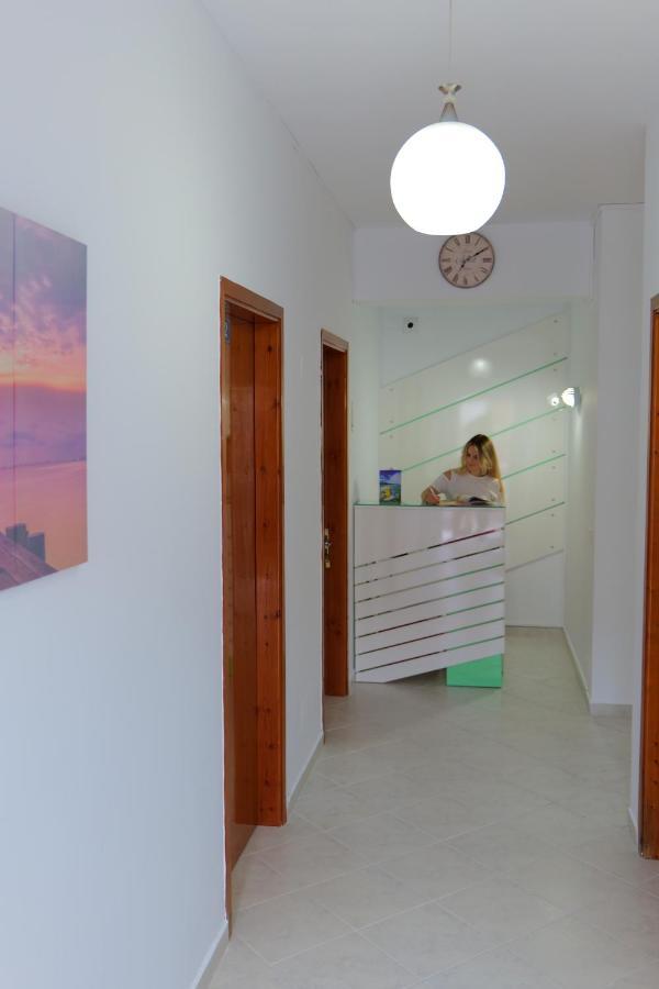 Saranda Inn Rooms & Apartments Экстерьер фото